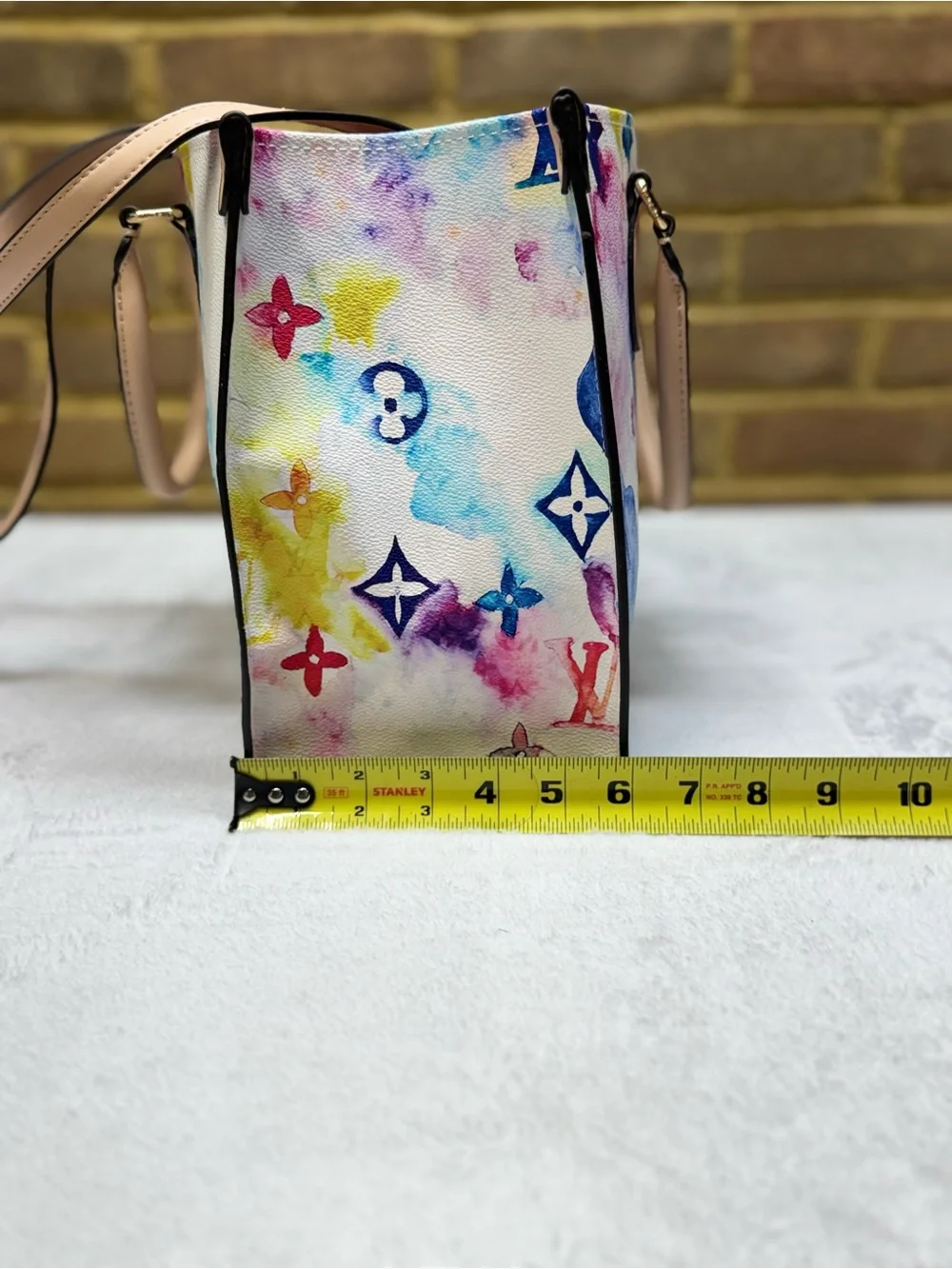 N/A stylish watercolor